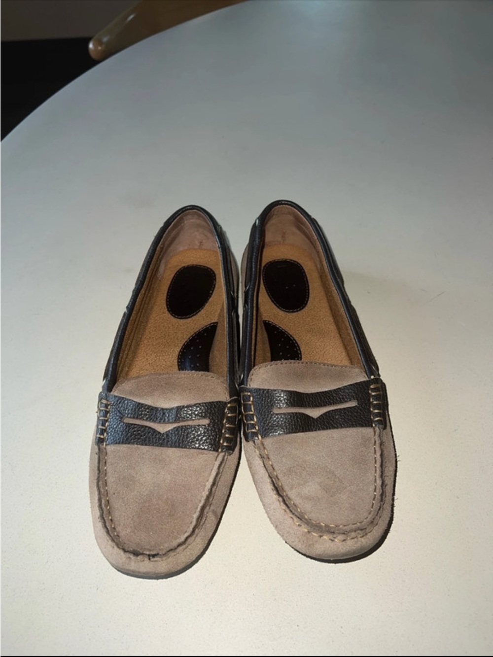 b.o.c. Two-Tone Suede Driving Loafers in Taupe and brown leather 8.5
